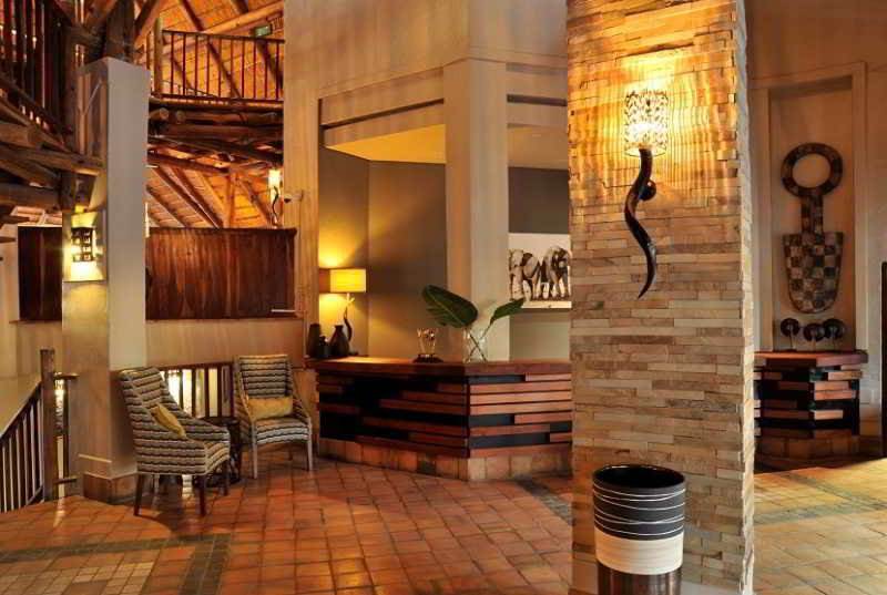 Victoria Falls Safari Suites Exterior photo
